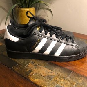 Like new black Adidas Superstars